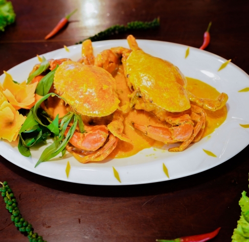 Đặt cơm văn phòng ngon tại Bình Thạnh